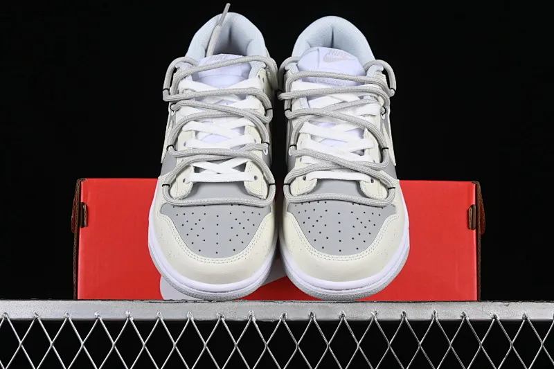 All categories Nk SB Dunk series Nk SB Dunk Low low-top sneakers Nk Dunk Low Retro Valentine's Day theme SB strap low-top casual sneakers HF0730-160